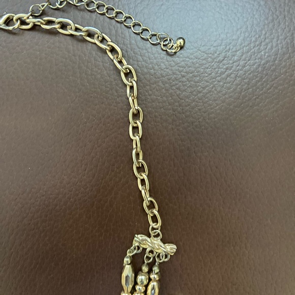 Statement necklace good/excellent condition - Picture 9 of 11